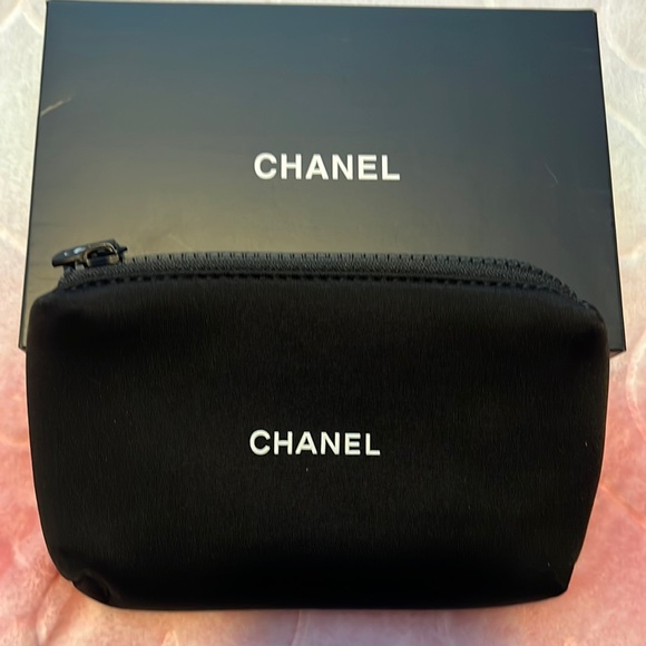 Authentic Luxury CHANEL Makeup Bag — Super cute in black. - Picture 1 of 8